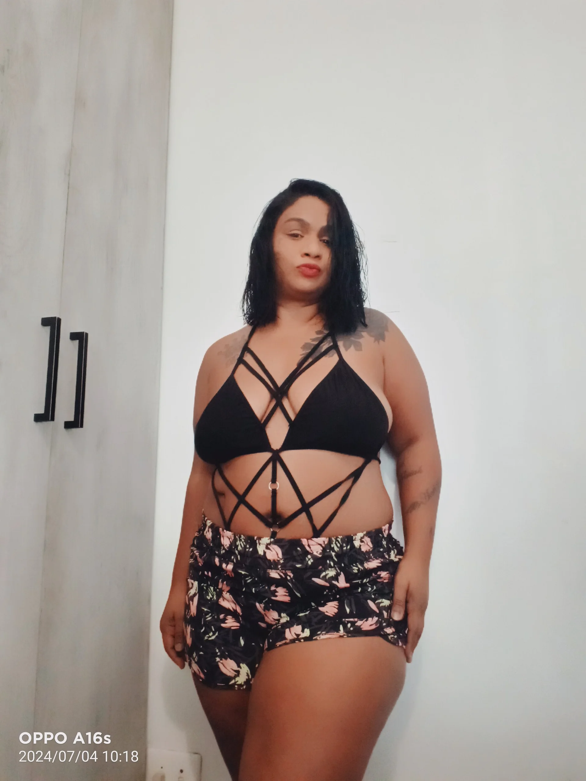 XXX Porn Photo of Nude MISSsquirty-wet 14