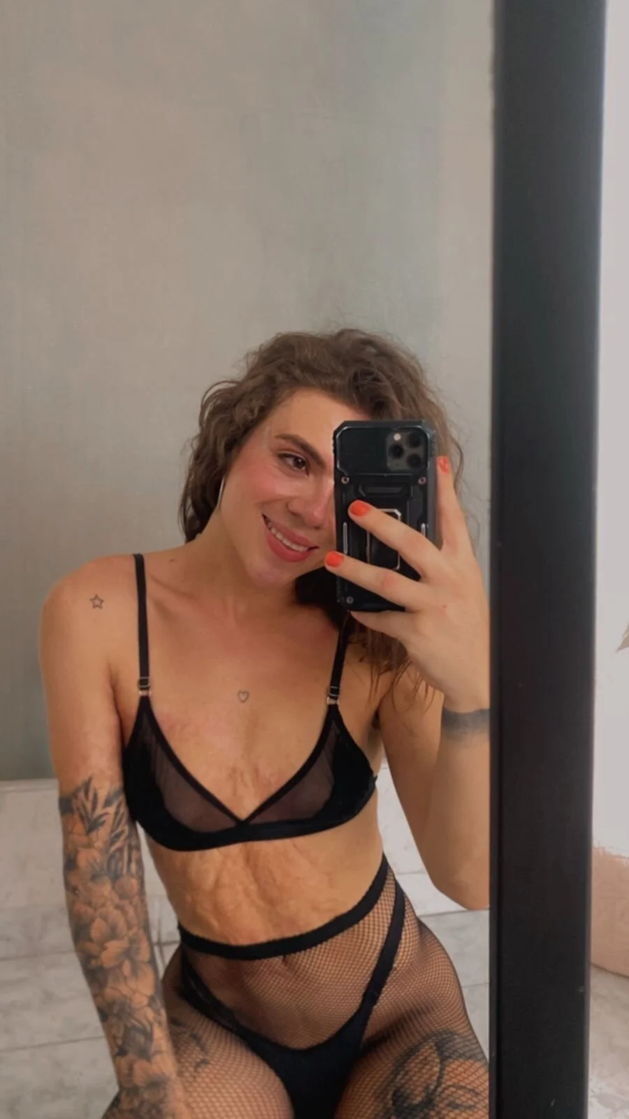 XXX Porn Photo of Nude saara_johnson496 3