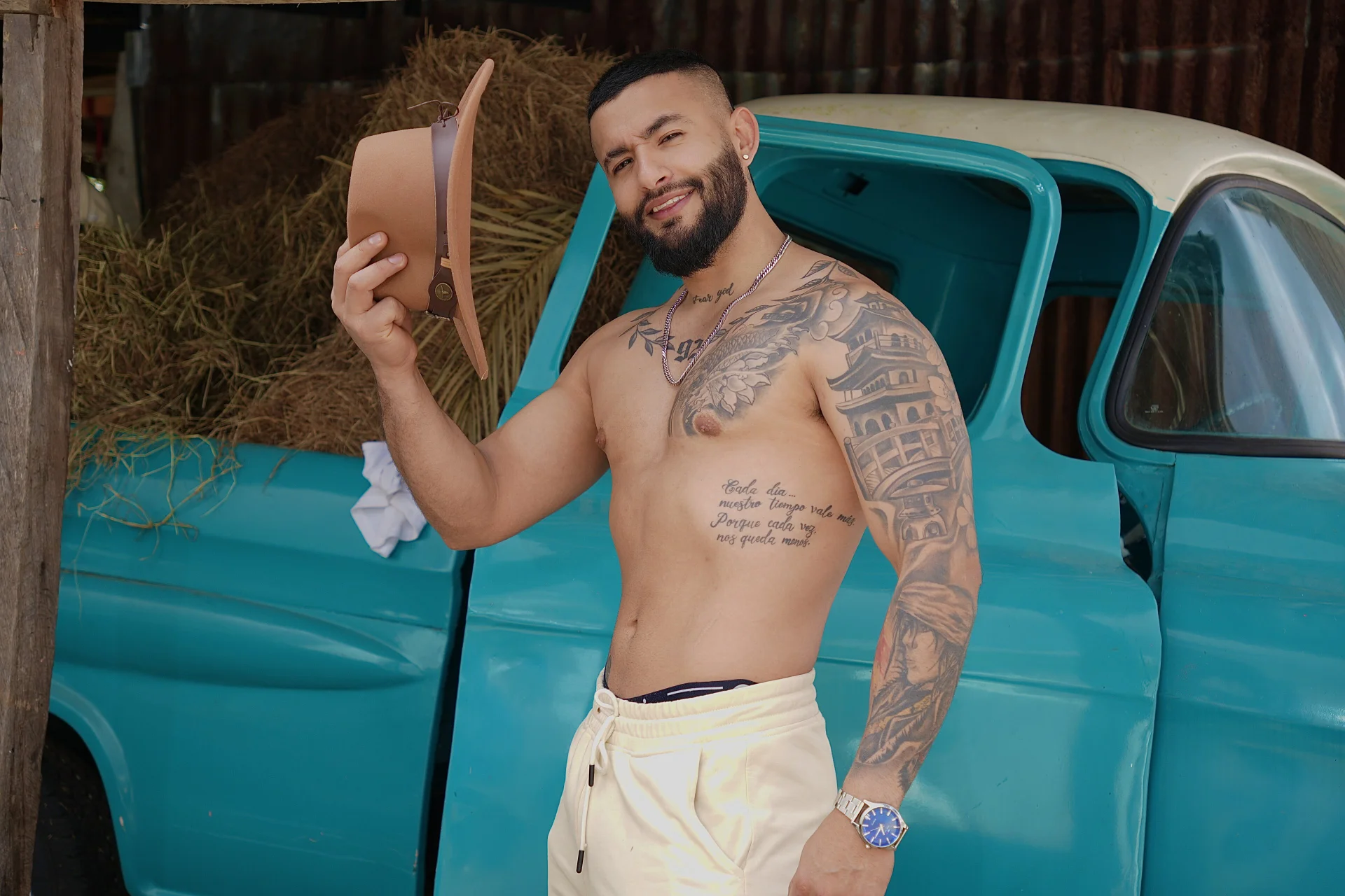 XXX Porn Photo of Nude leocross11 2