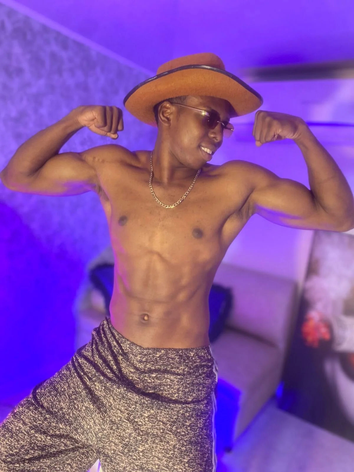 XXX Porn Photo of Nude mike_aly 16