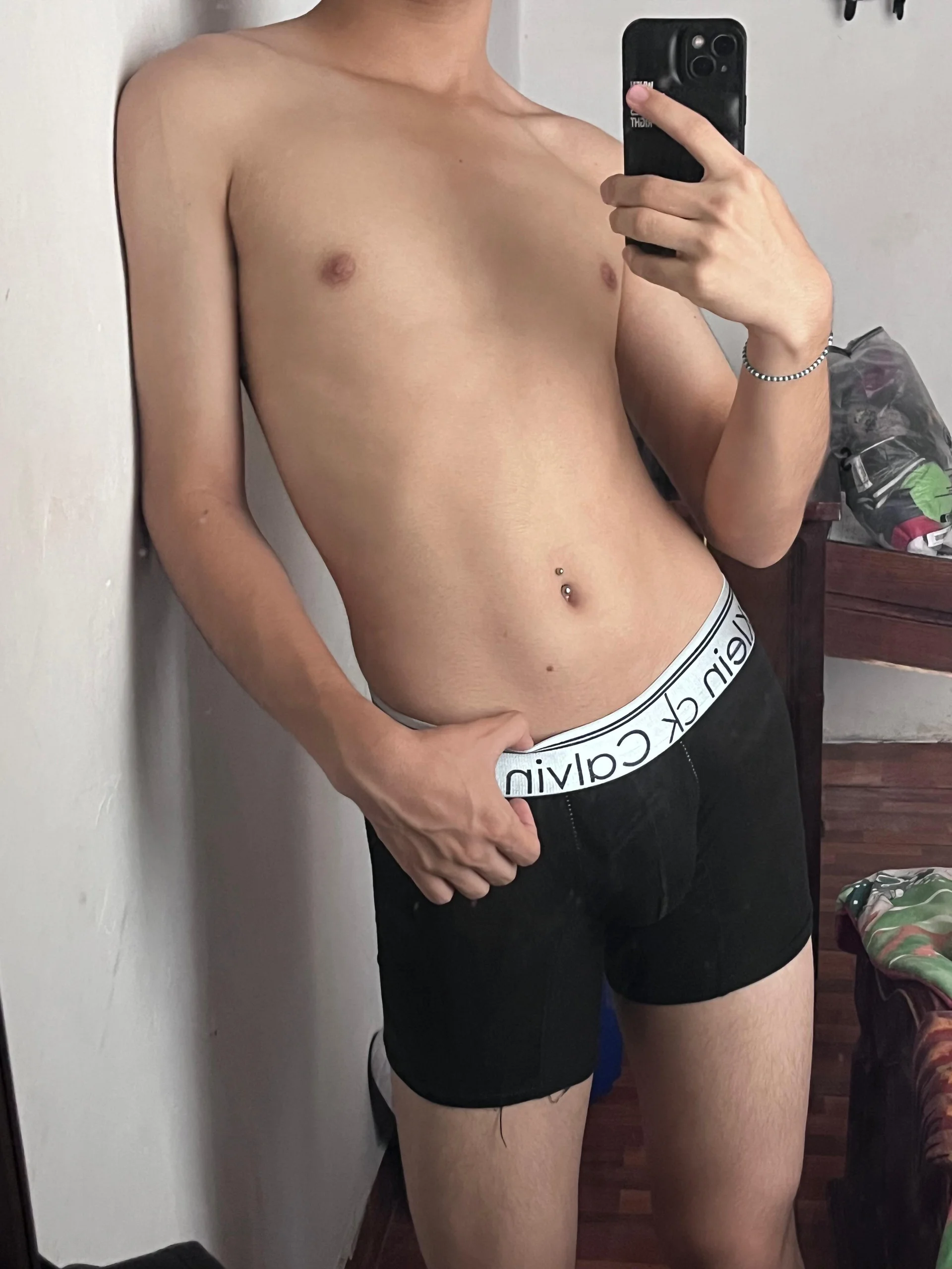 XXX Porn Photo of Nude Kai_blaz 1