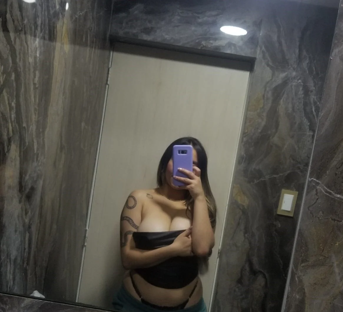 XXX Porn Photo of Nude merloth_sub 10