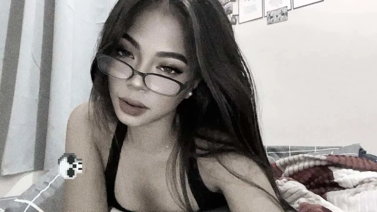 XXX Porn Photo of Nude AsianBabyyy21 5
