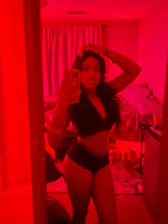 XXX Porn Photo of Nude lifeoftt_19xx 137