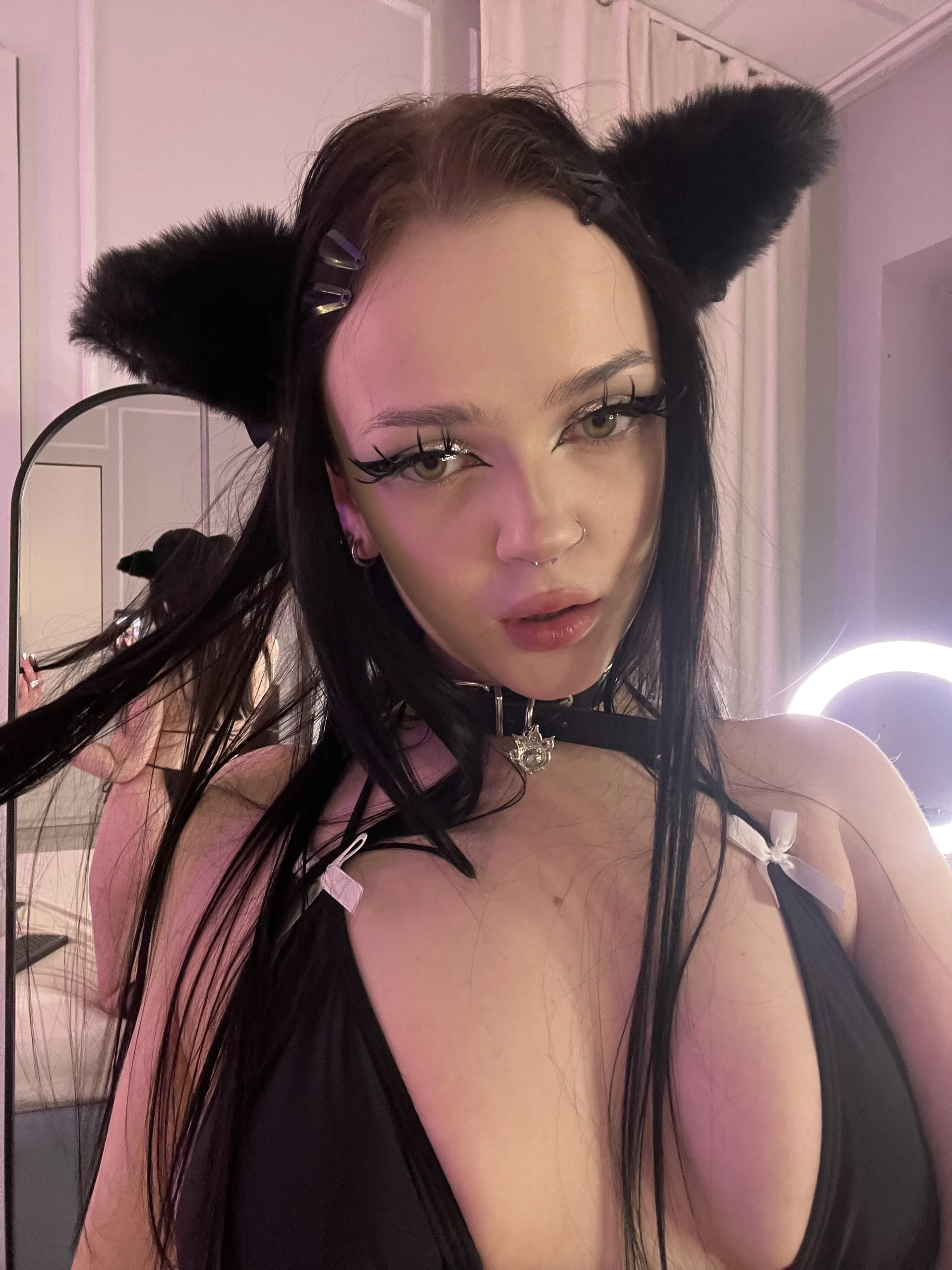 XXX Porn Photo of Nude PorcelainAnora 75