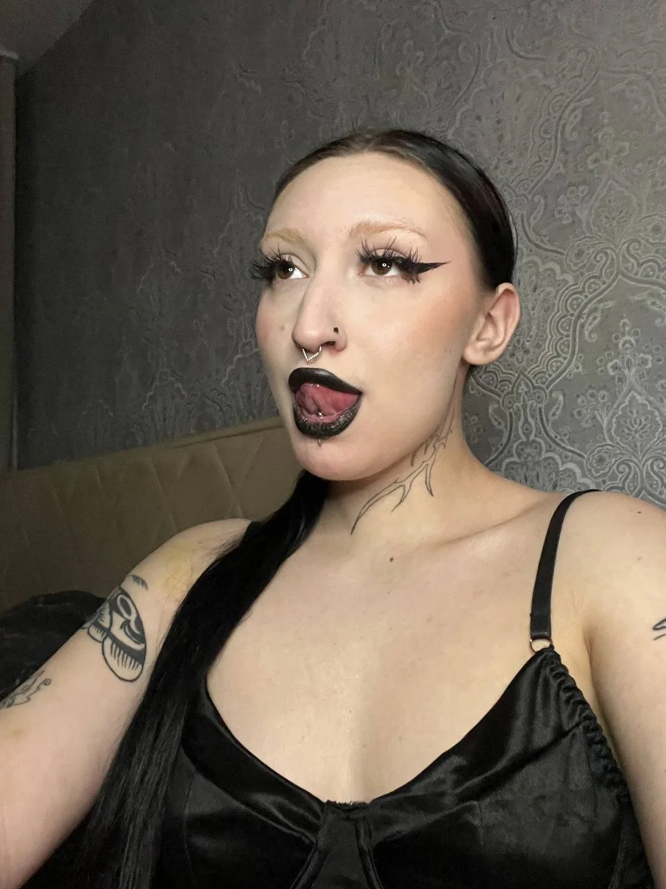 XXX Porn Photo of Nude easter_altt 151