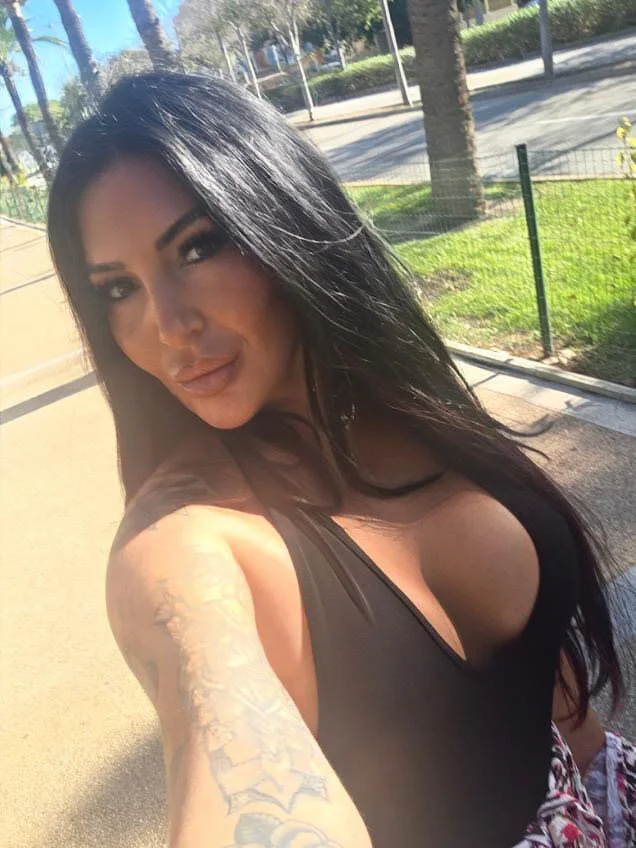 XXX Porn Photo of Nude Emily_B_X 10