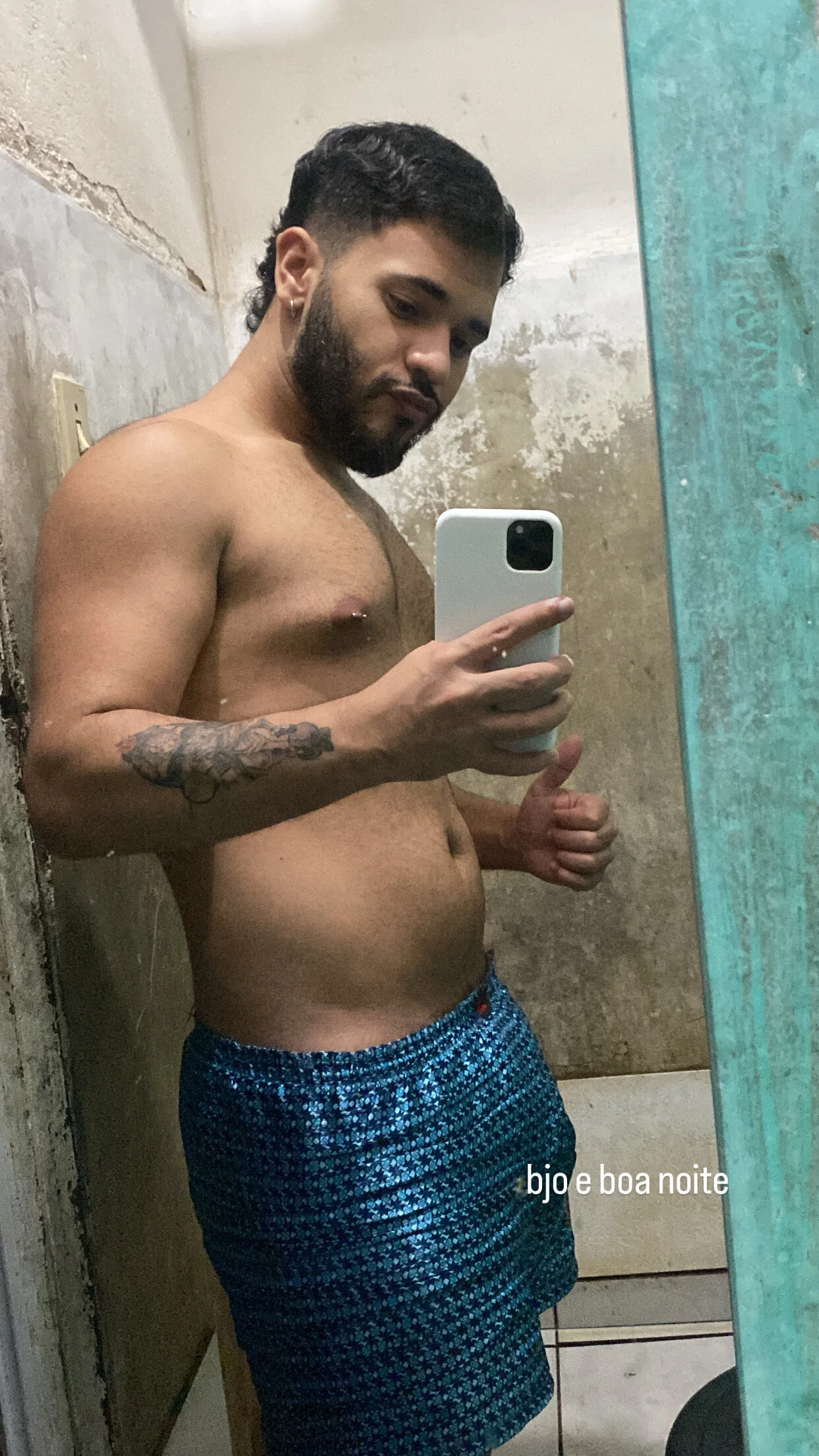 XXX Porn Photo of Nude VitorFindomDOT 8