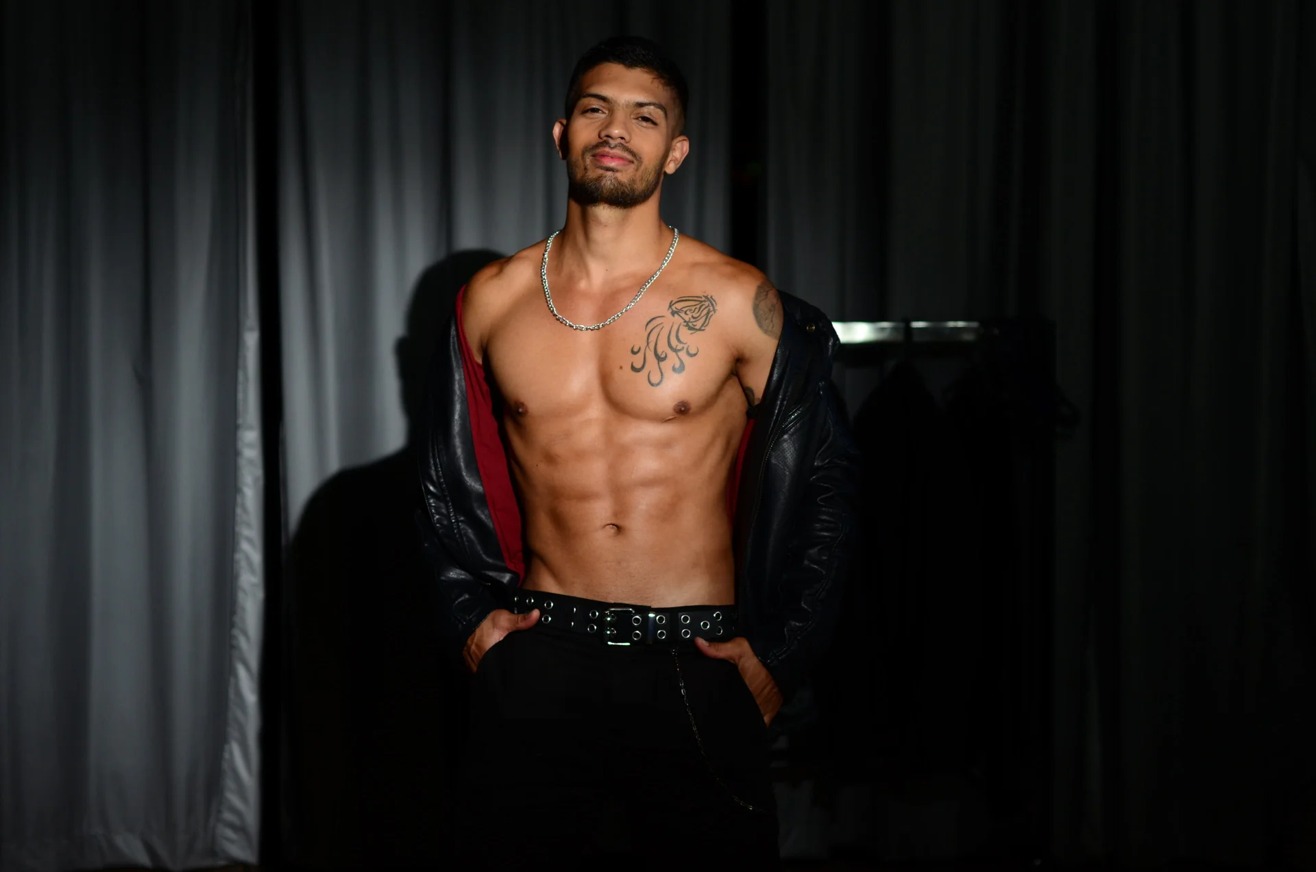 XXX Porn Photo of Nude DannSaenz 8