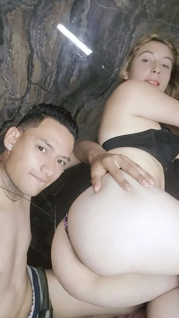 XXX Porn Photo of Nude Jonnyandlexyhot 3