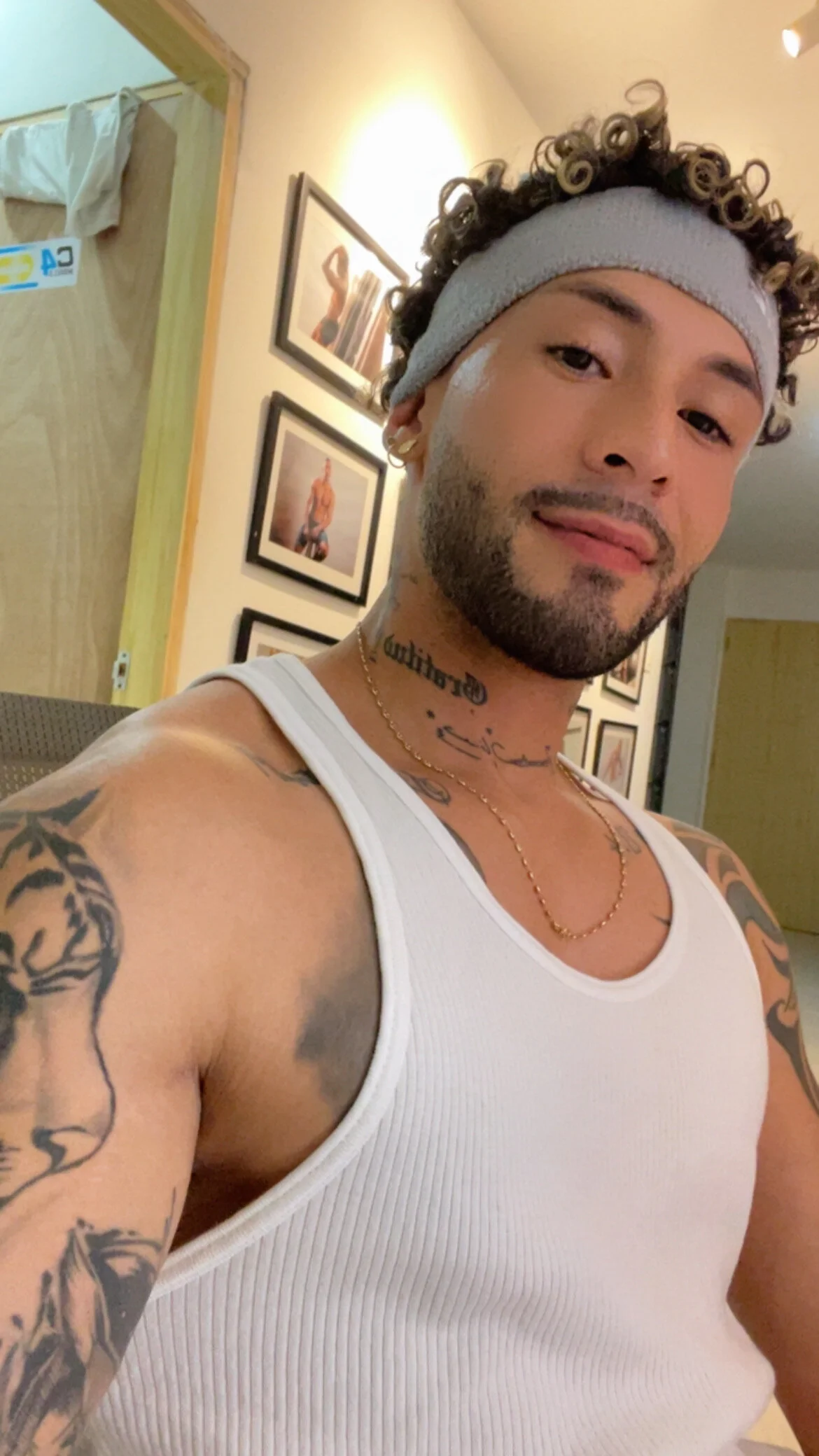 XXX Porn Photo of Nude Alucard_Vlack1 20