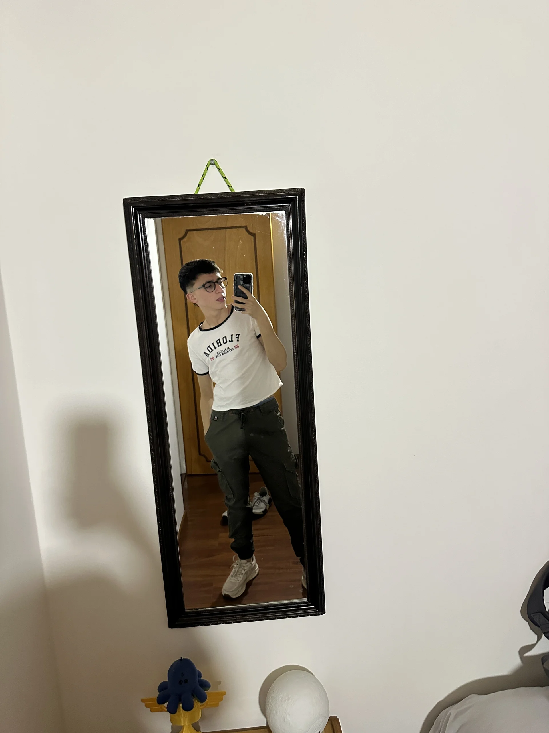 XXX Porn Photo of Nude CamiRojas_boy 35
