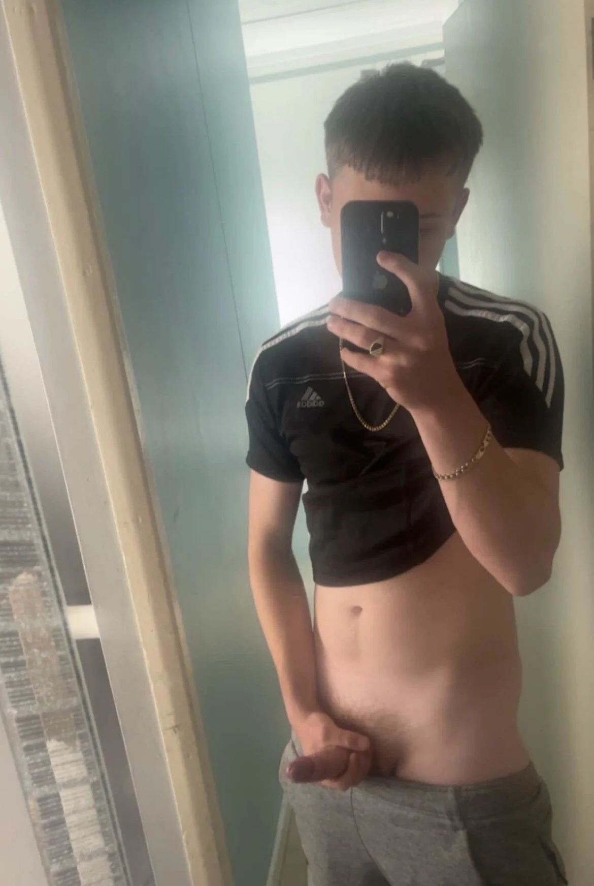 XXX Porn Photo of Nude TroubledAlmond22 5
