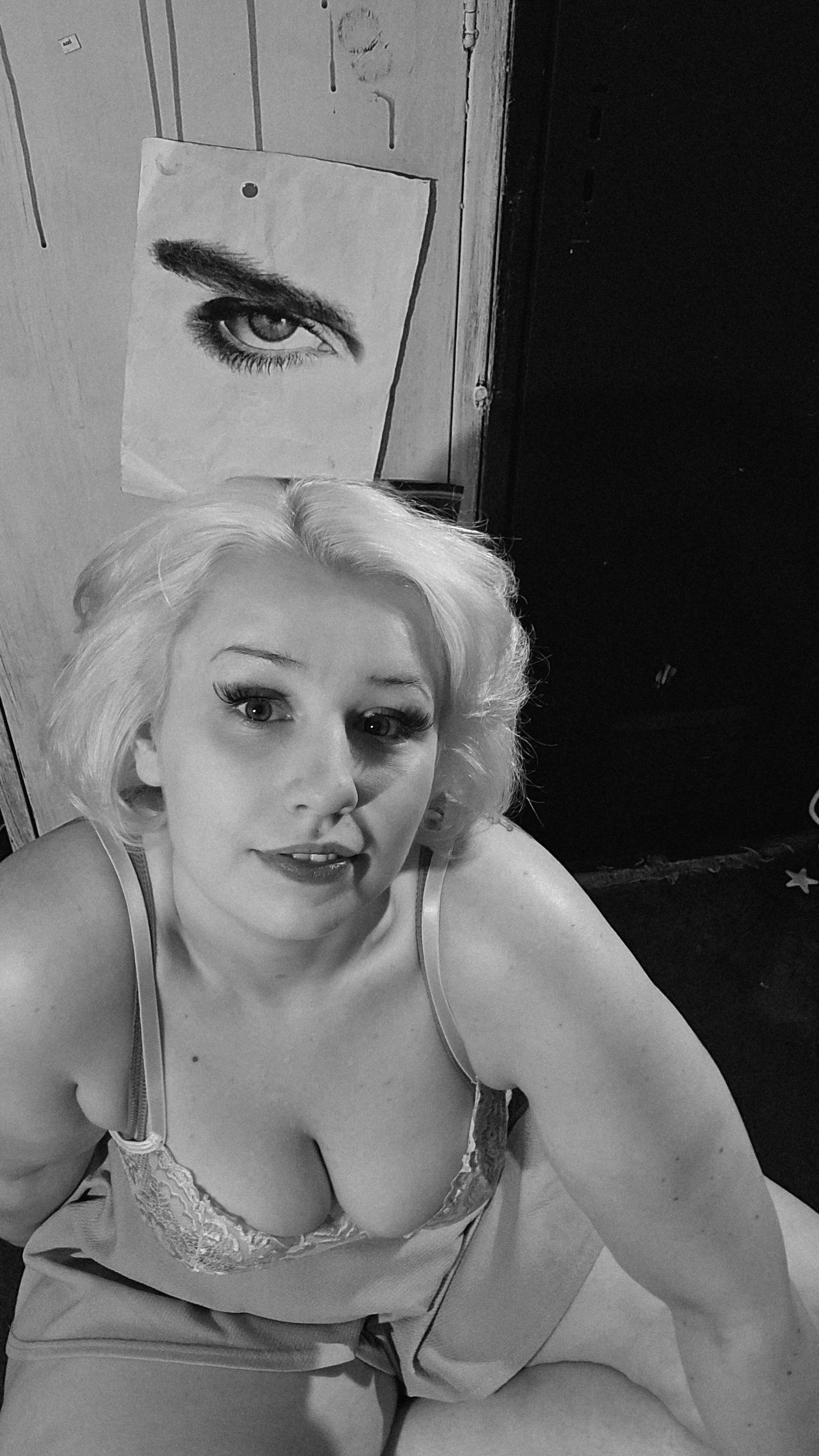 XXX Porn Photo of Nude MadelynDaisy 23