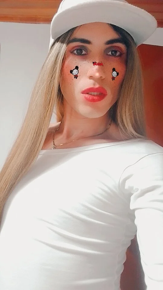 XXX Porn Photo of Nude priscilahotker 25