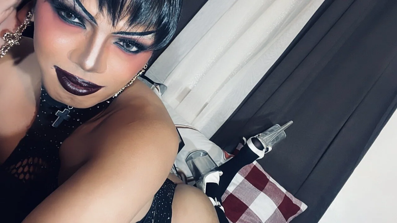 XXX Porn Photo of Nude ButtWhoreBELLA 5