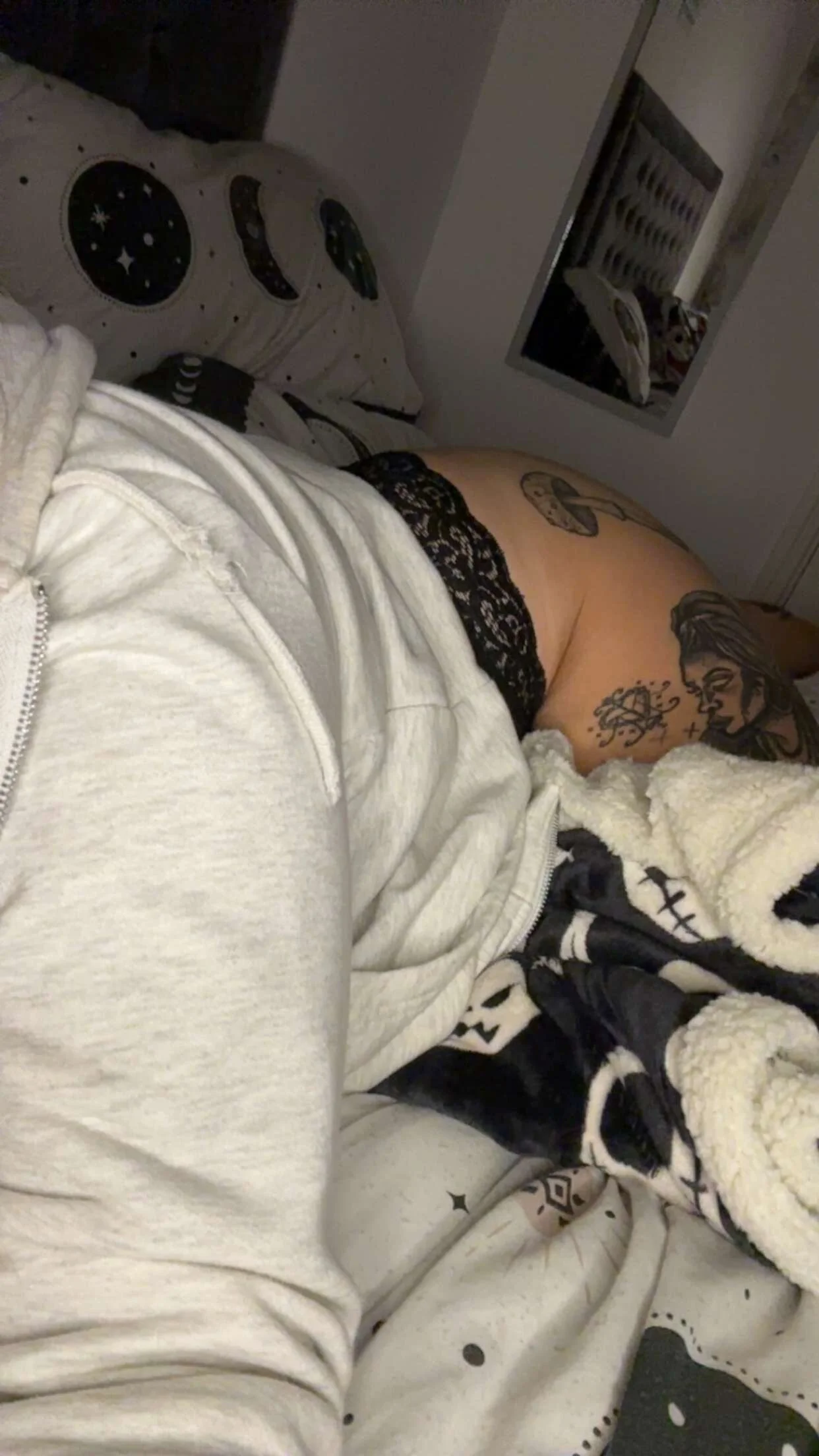 XXX Porn Photo of Nude Curvy_Rosie99 22