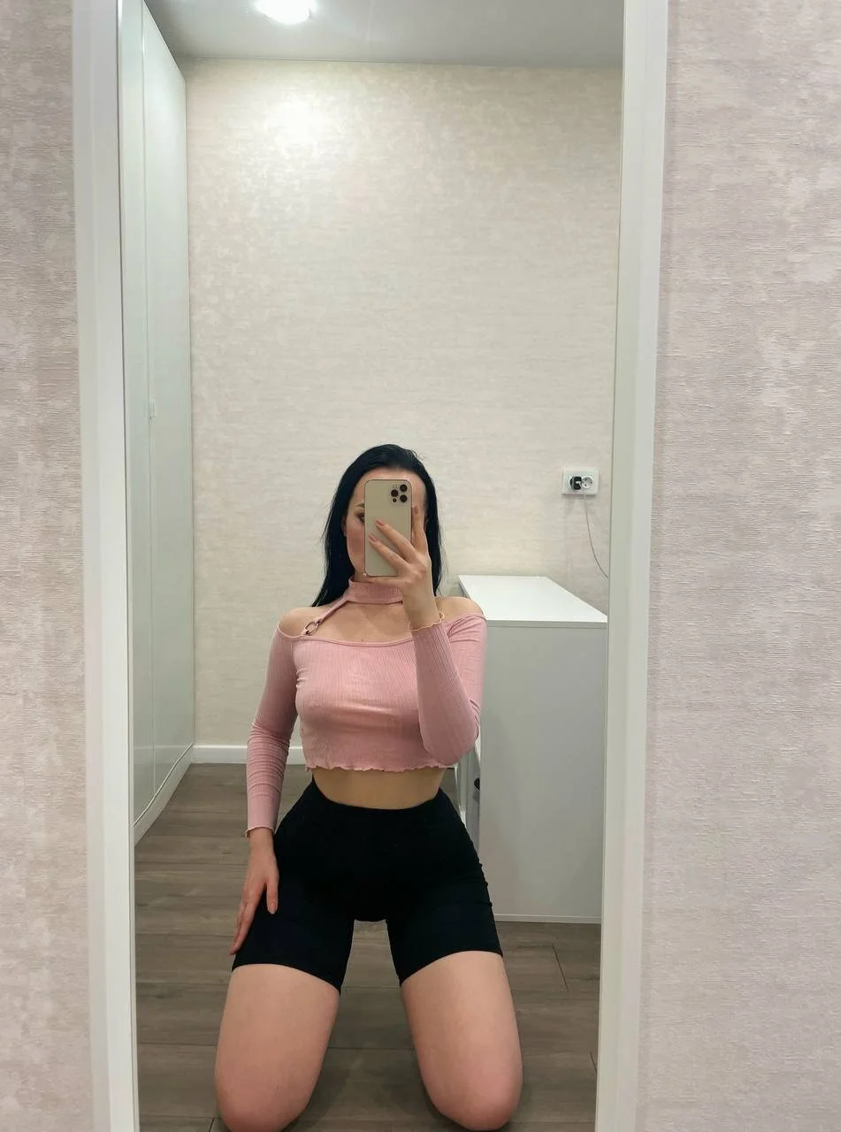 XXX Porn Photo of Nude QueenAliss 15