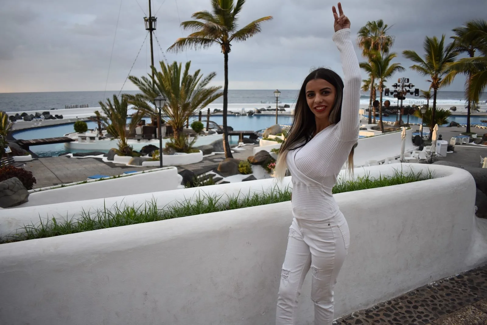 XXX Porn Photo of Nude juliahayessxx 50