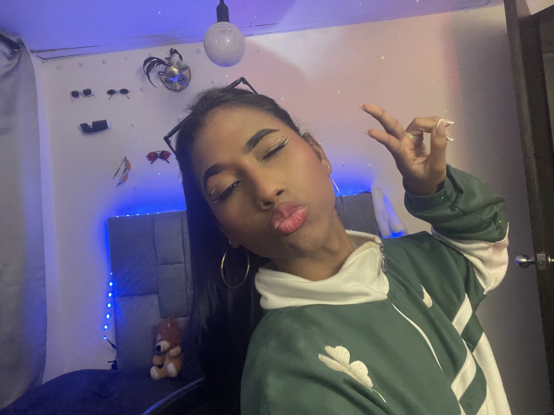 XXX Porn Photo of Nude Alissemasiel 31