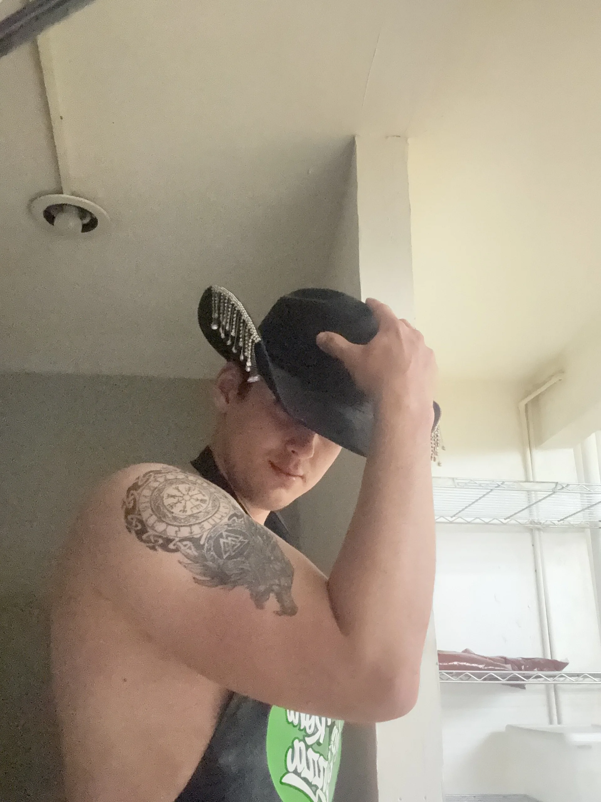 XXX Porn Photo of Nude Thor_691 5
