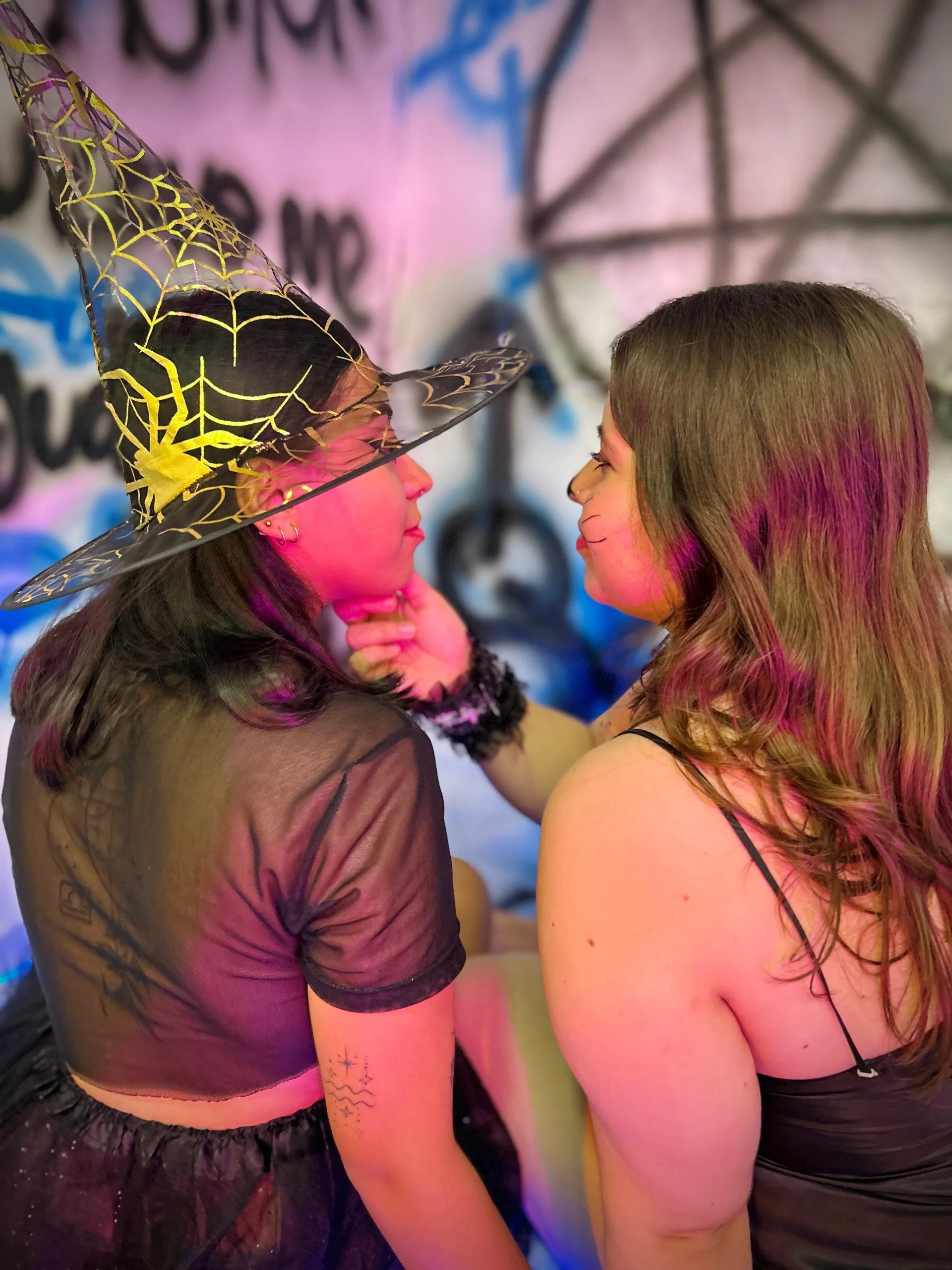 XXX Porn Photo of Nude Laia_and_Aloby 14