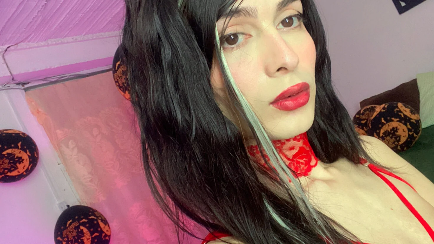 XXX Porn Photo of Nude fem_boyxx 1