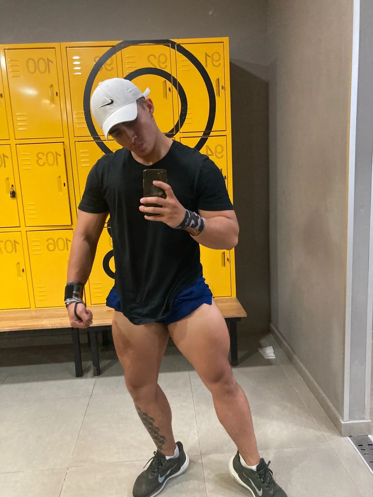 XXX Porn Photo of Nude Brad_Summer 25