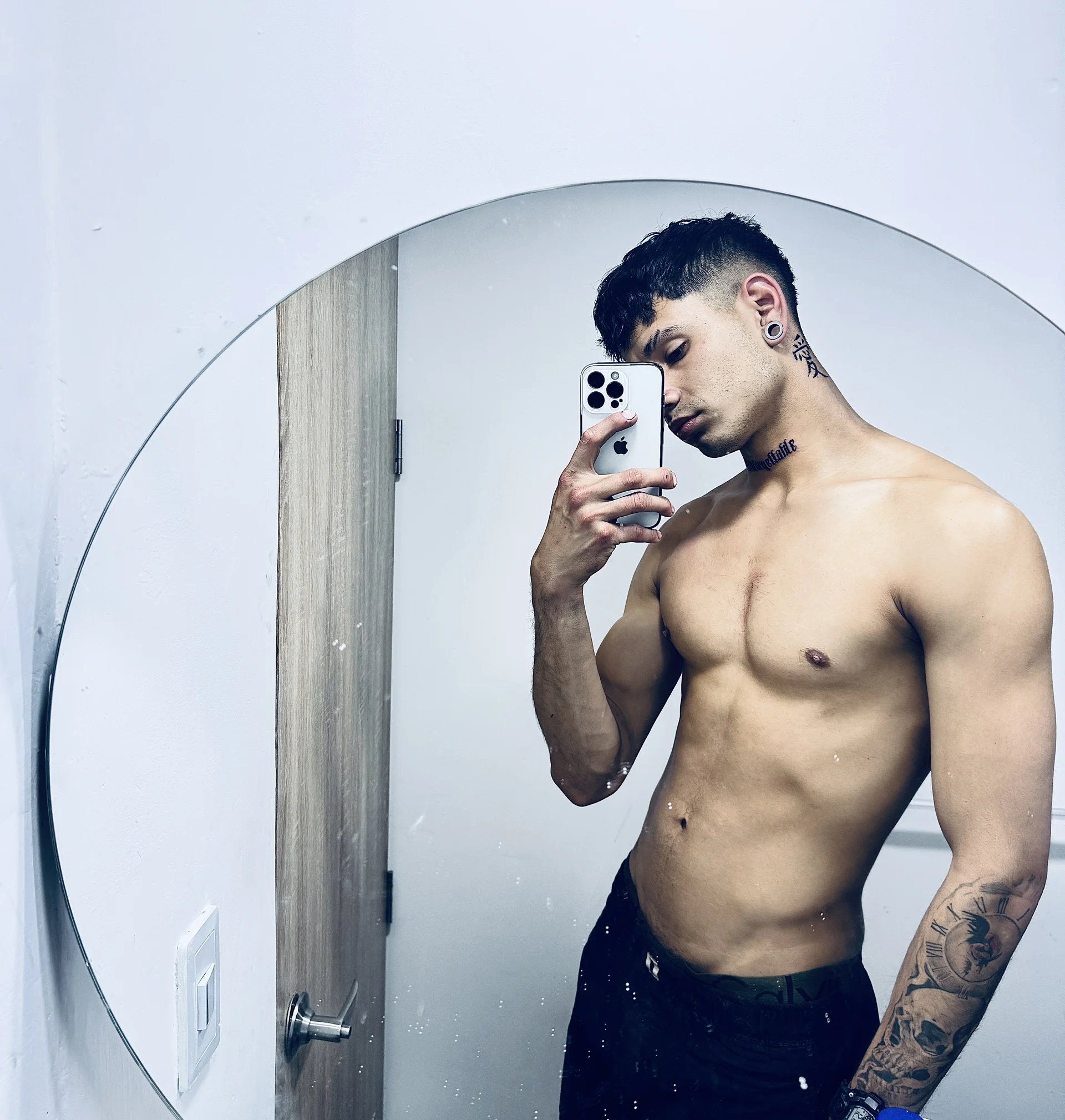 XXX Porn Photo of Nude James_conelly_ 5