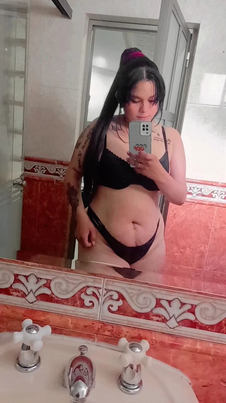 XXX Porn Photo of Nude katalella_22hot 44