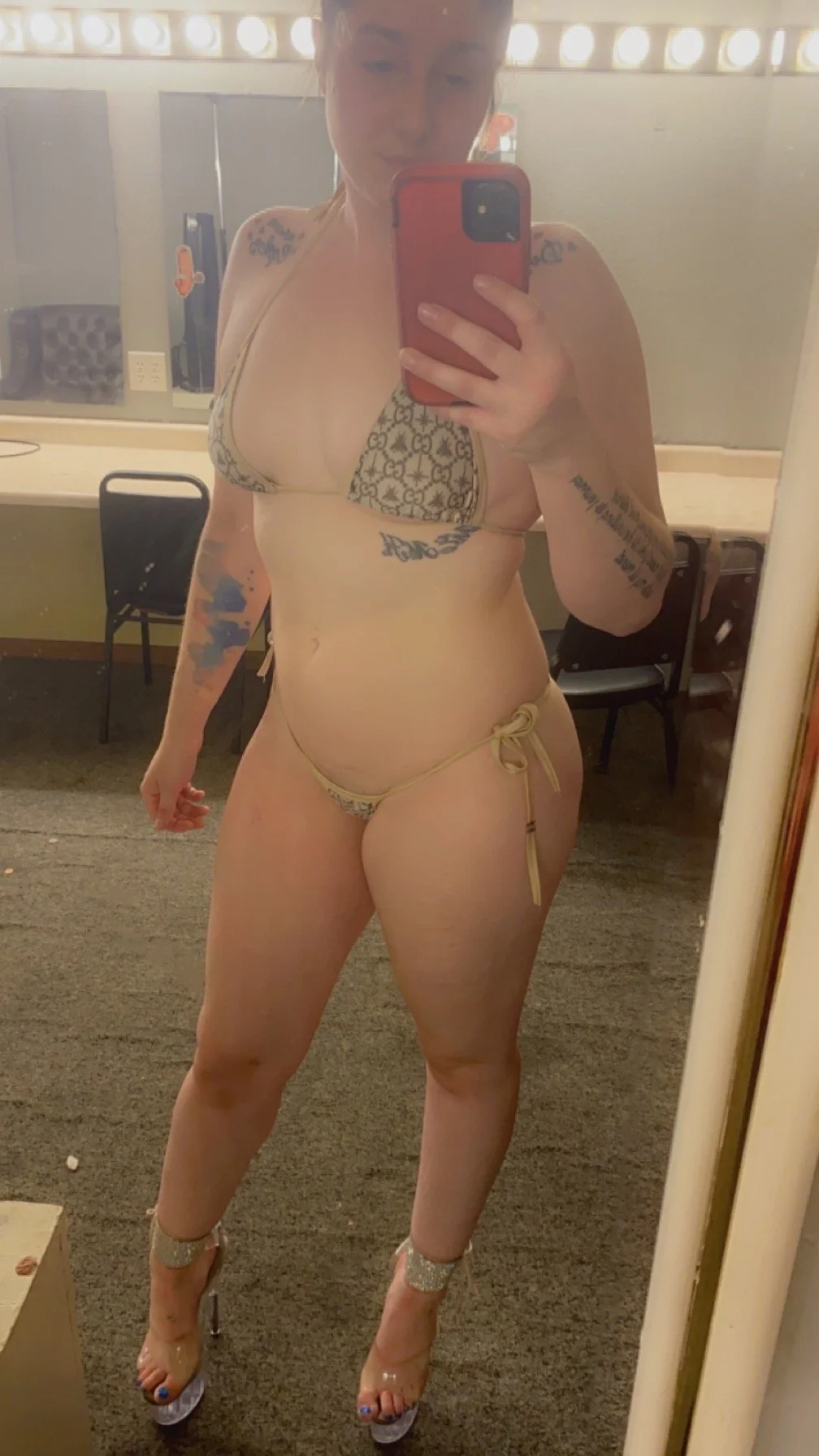 XXX Porn Photo of Nude izziebaby 8
