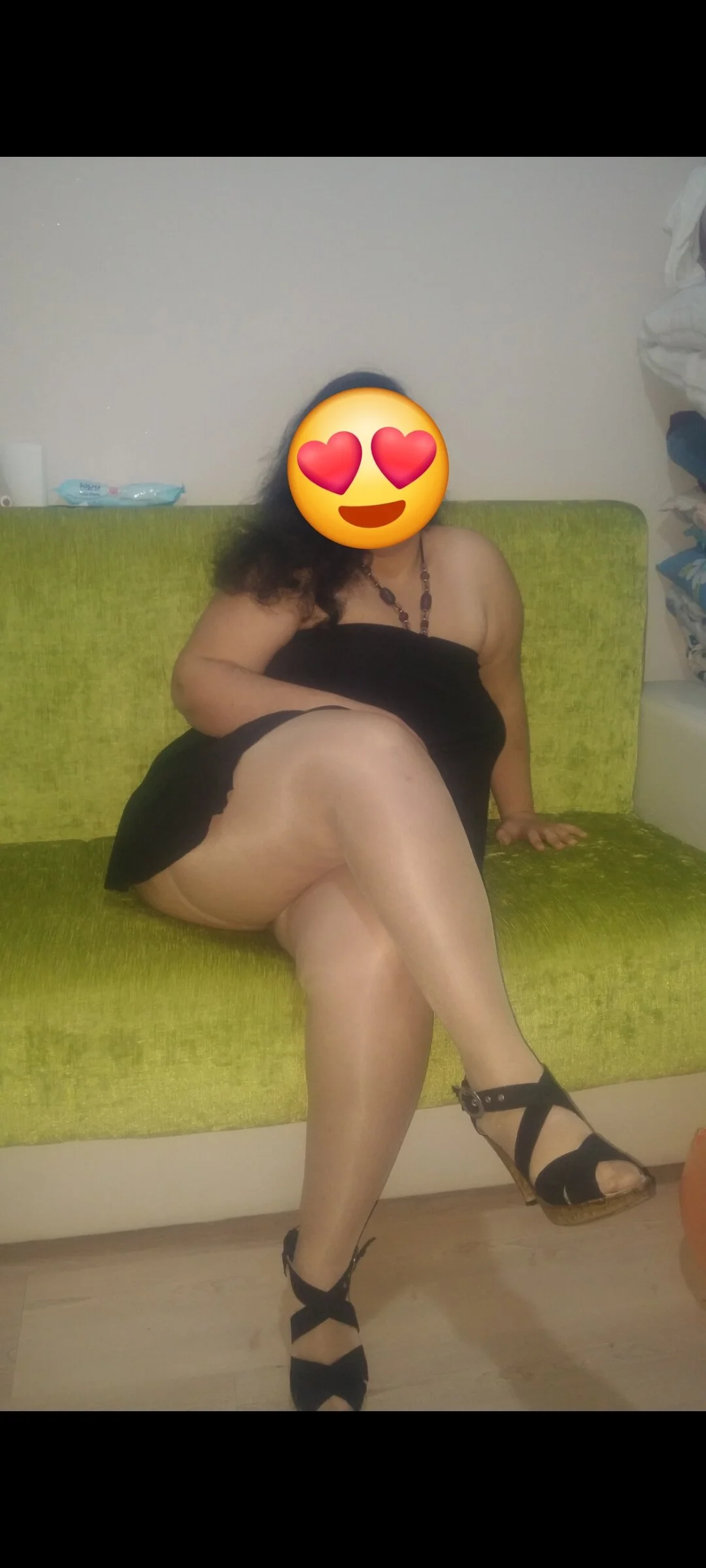 XXX Porn Photo of Nude SweetMilf-Hande 9