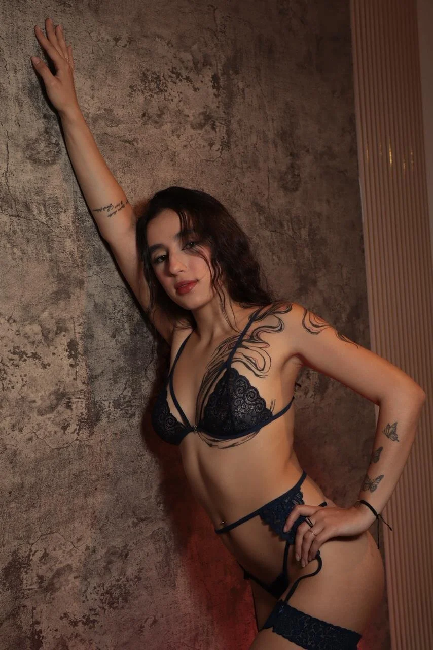 XXX Porn Photo of Nude RobinAndAce_ 2