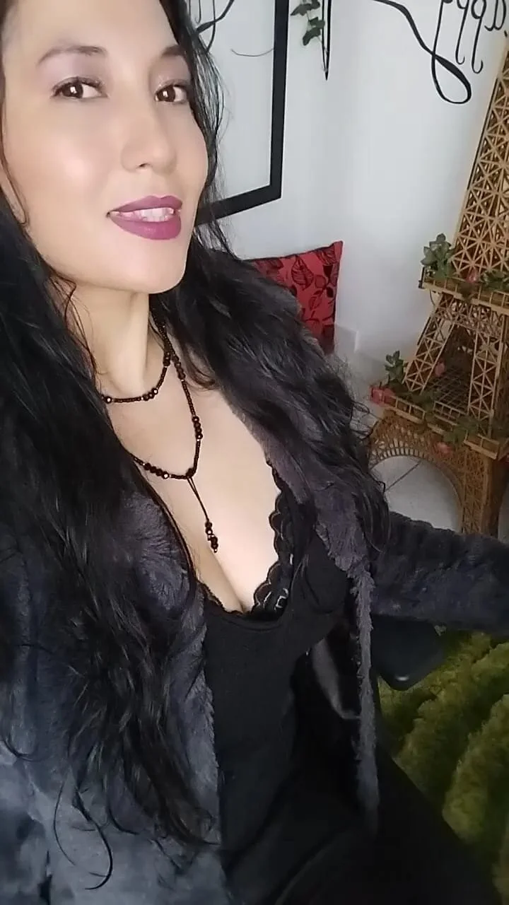 XXX Porn Photo of Nude Roxanne_Ssummers 3
