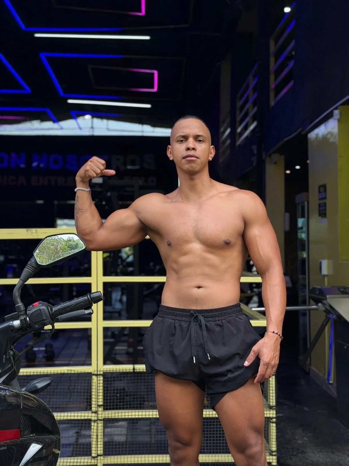 XXX Porn Photo of Nude MarcoStriker 20