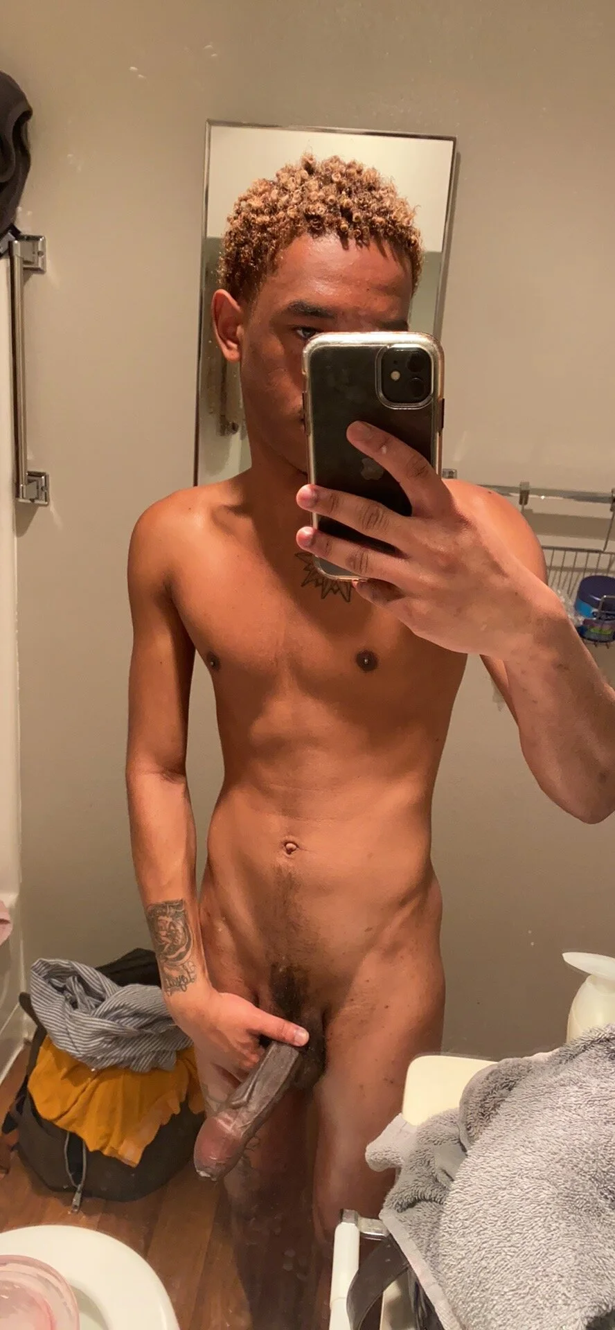 XXX Porn Photo of Nude HEBEENITT 1