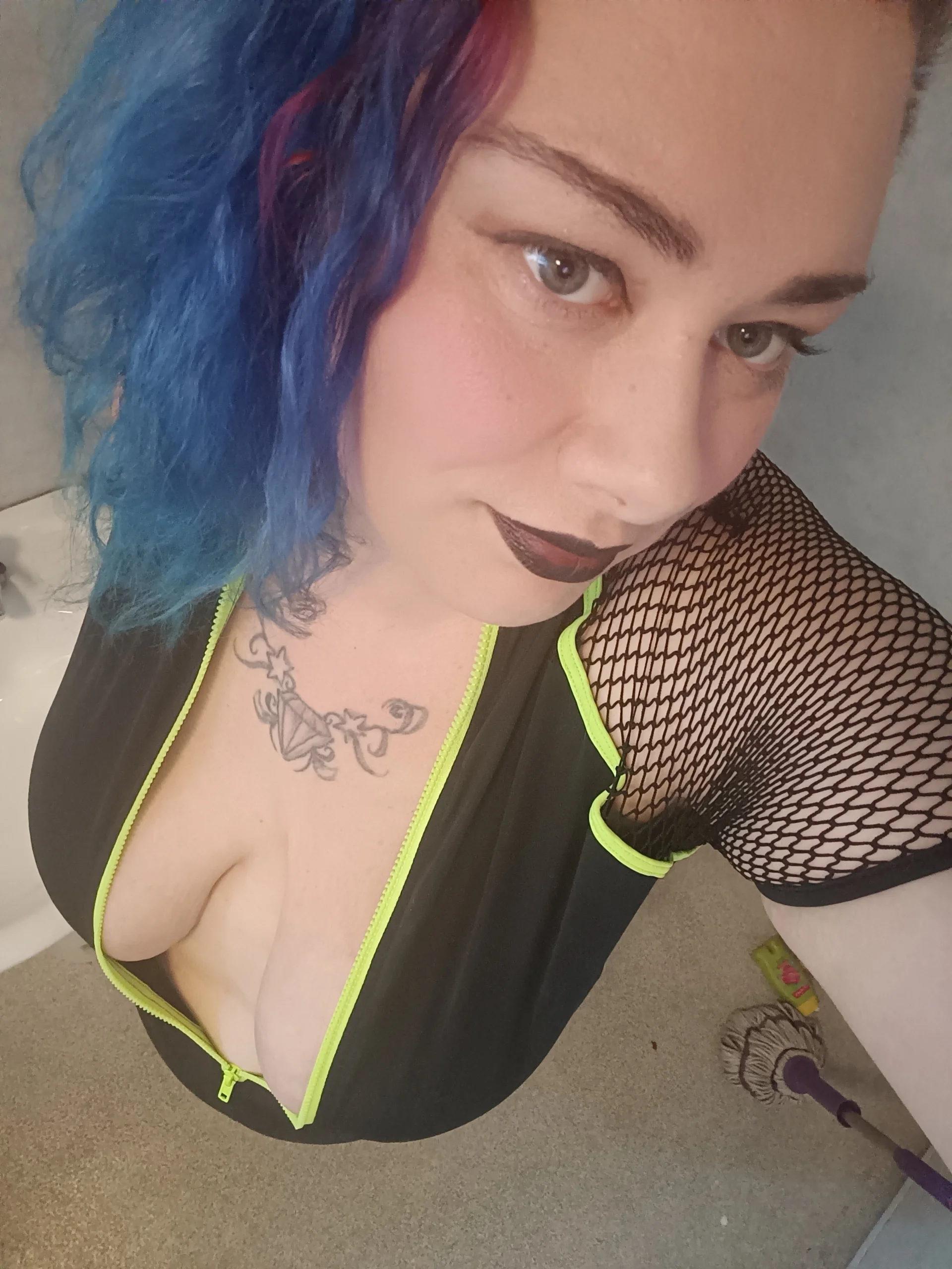XXX Porn Photo of Nude Bustycurves 24