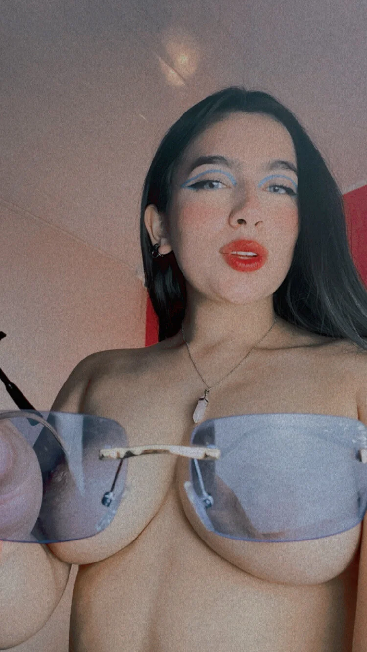 XXX Porn Photo of Nude Nicollemays 100