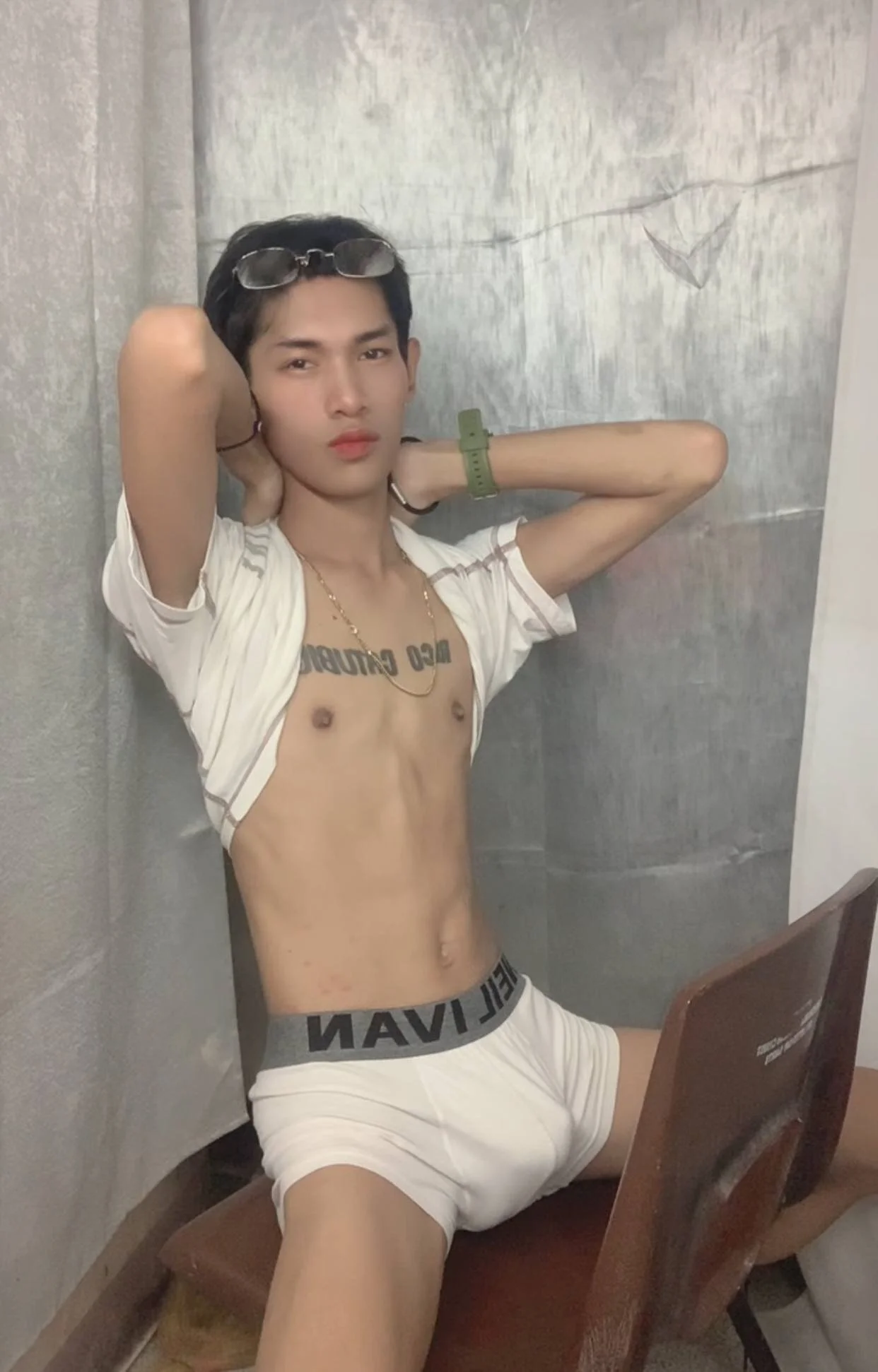XXX Porn Photo of Nude riks_tyler 14