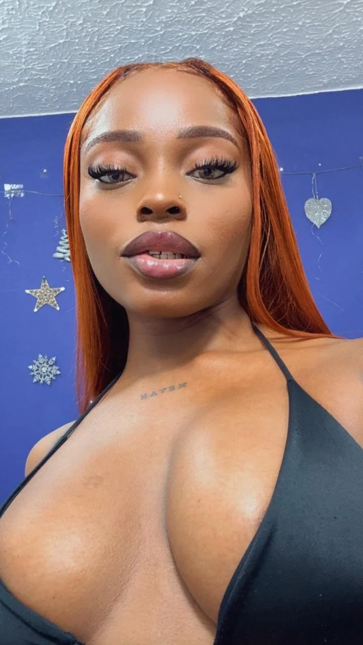 XXX Porn Photo of Nude ShantalGomes 9