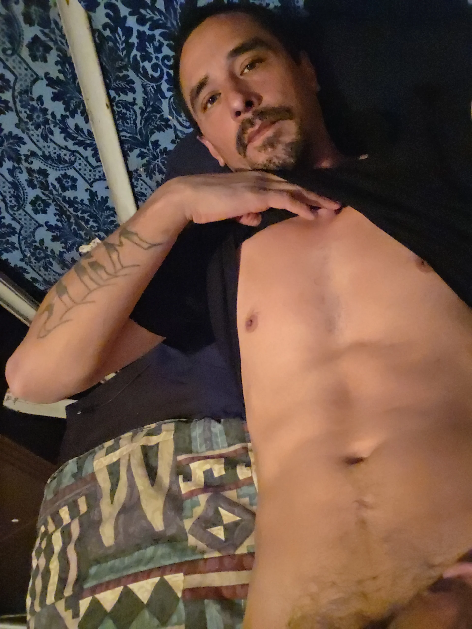 XXX Porn Photo of Nude VestedValues 2
