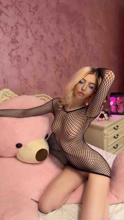 XXX Porn Photo of Nude StormyPrice 13