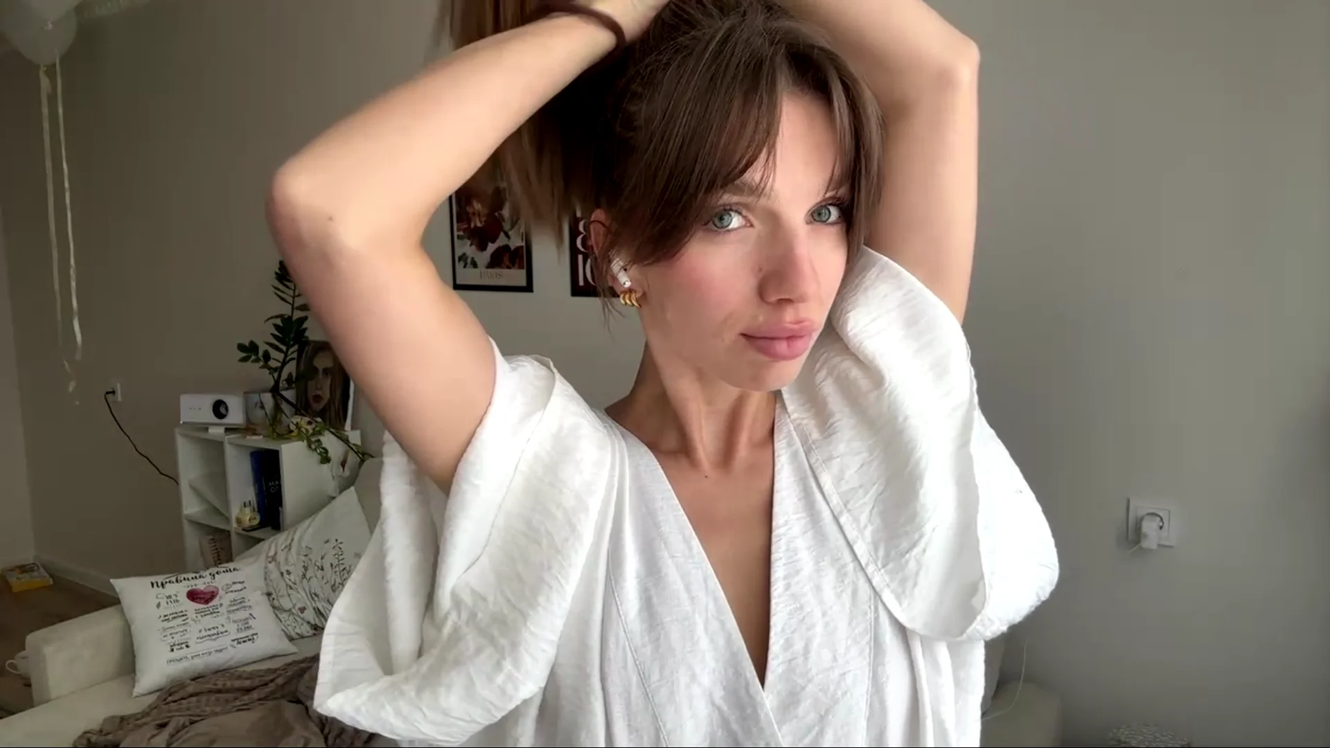 XXX Porn Photo of Nude TrishIsaac 38