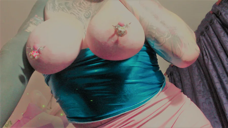 XXX Porn Photo of Nude SLOPPYTITSS 18