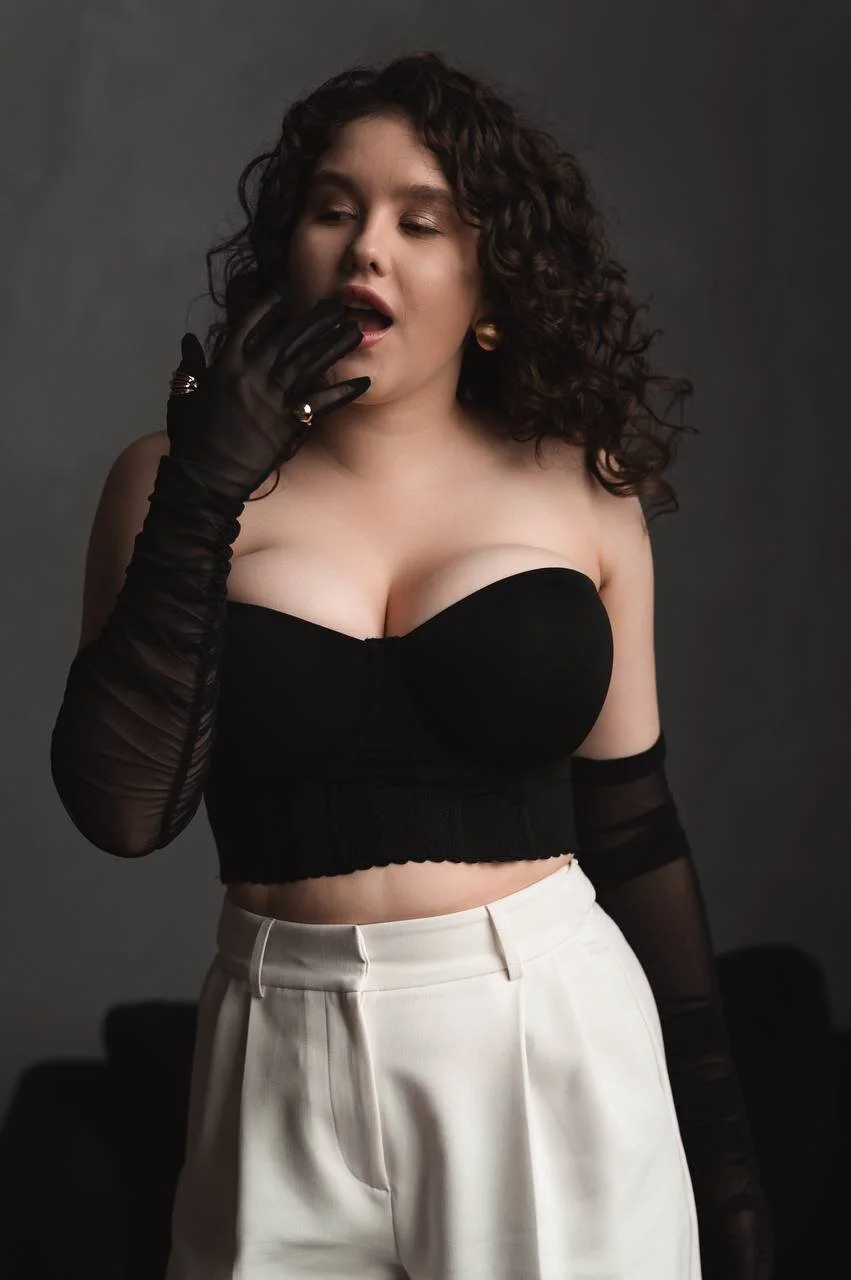 XXX Porn Photo of Nude Ariella_Sol 88