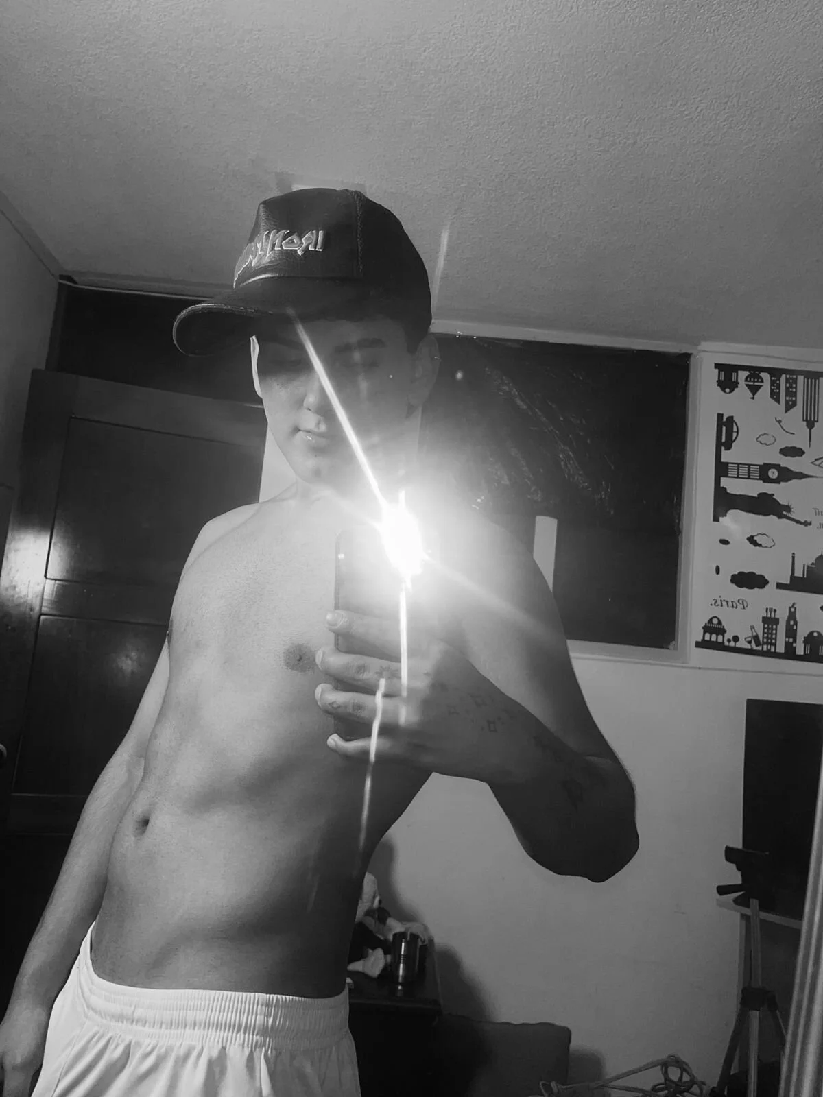 XXX Porn Photo of Nude Noah__hot18 3