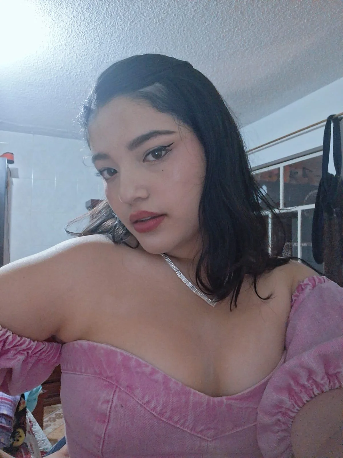 XXX Porn Photo of Nude ROSALIIE-TAY 5
