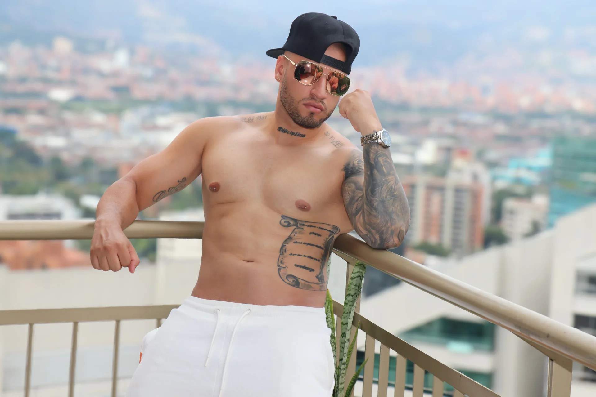 XXX Porn Photo of Nude dereckgreen 6