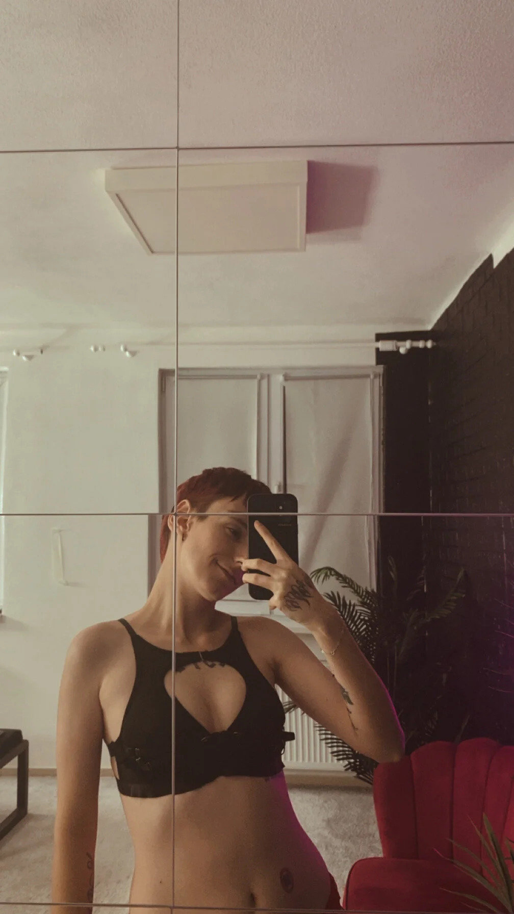 XXX Porn Photo of Nude Luna_Devil_ 16