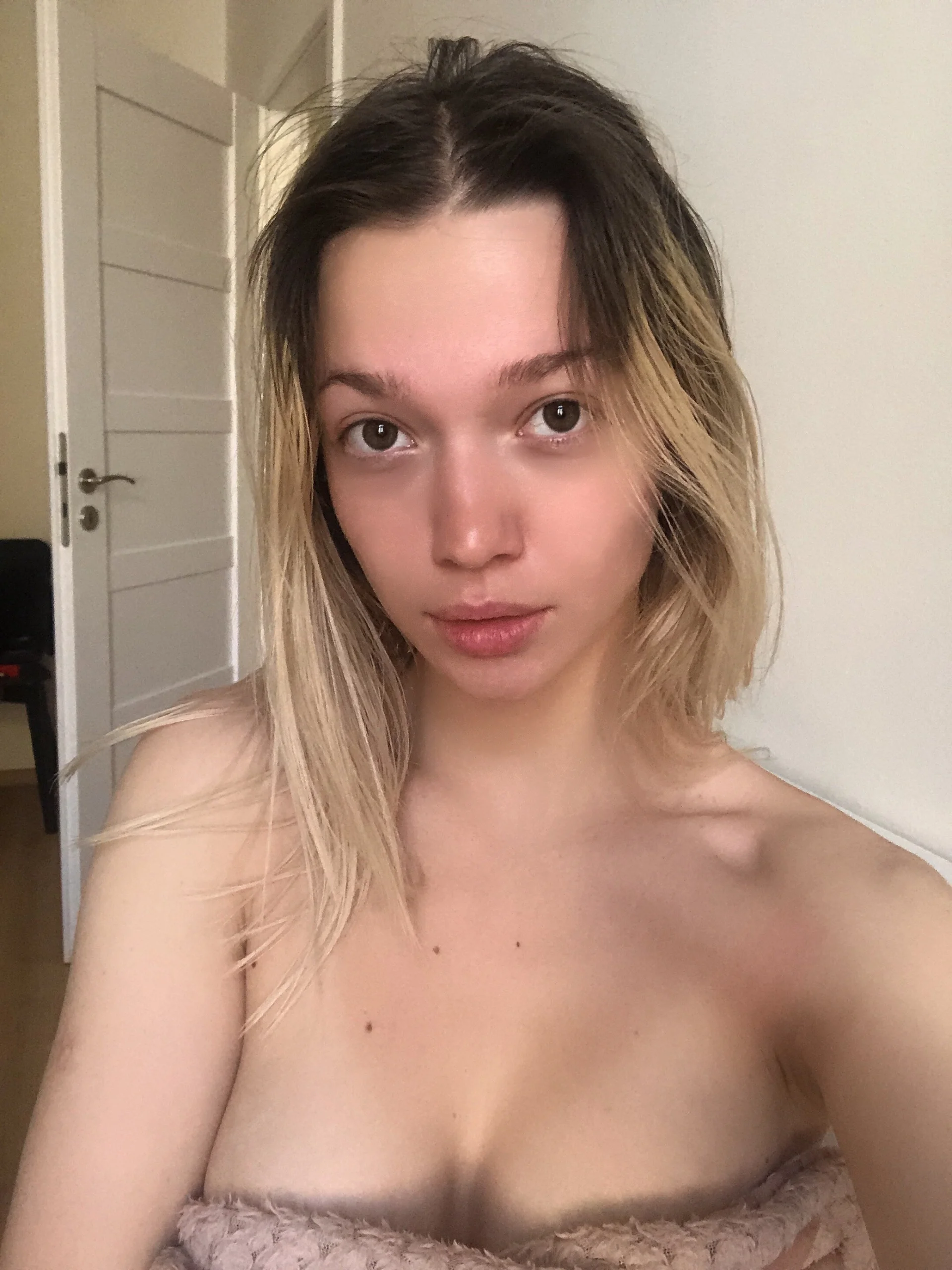XXX Porn Photo of Nude Tender-Mia 21